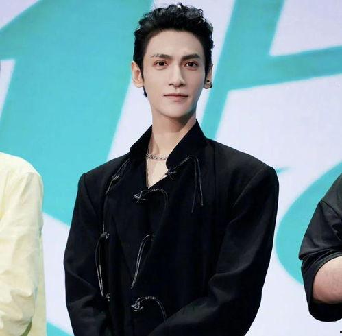 罗云熙娱乐圈爆料,独家爆料背后的真相  第1张